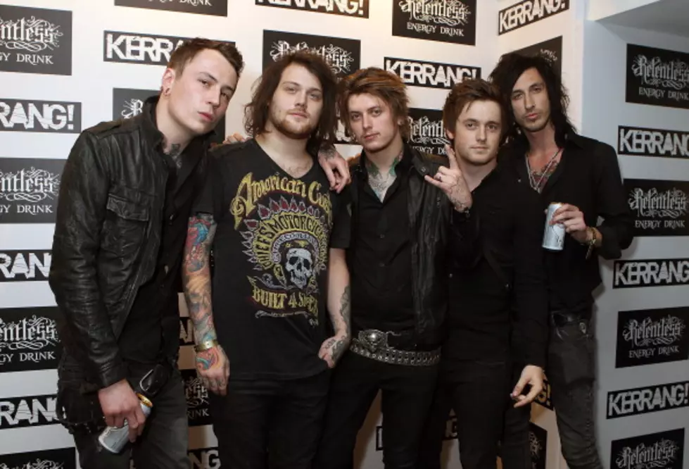 Asking Alexandria Cover Nine Inch Nails Classic [VIDEO/NSFW]
