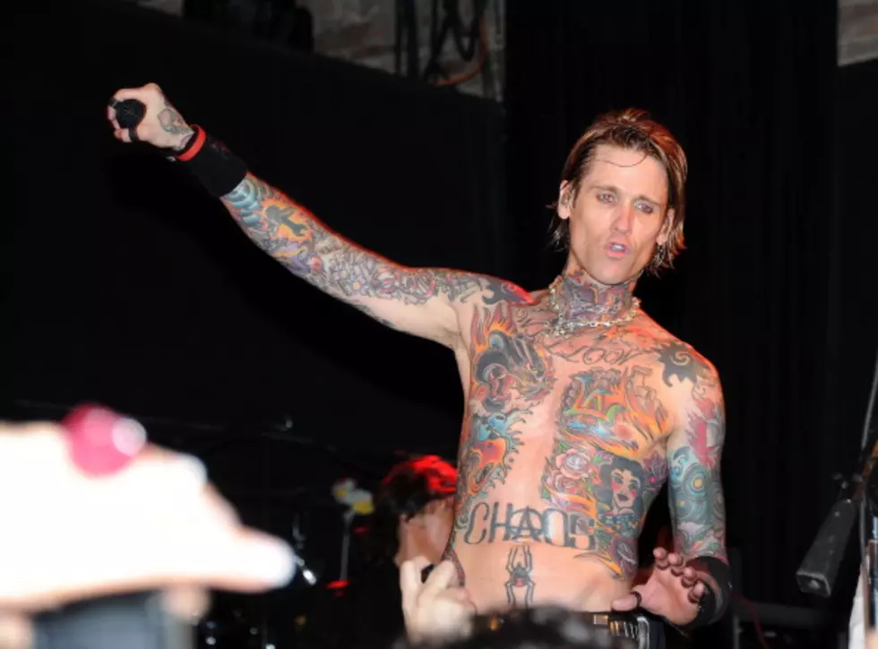 Buckcherry Unveils New Video For “Dreamin’ Of You”