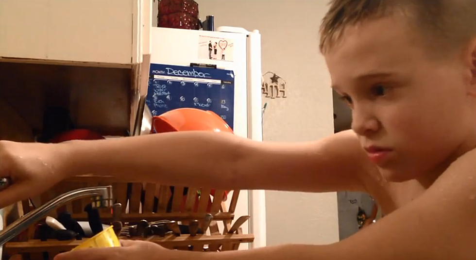 Kitchen Sink Sprayer Prank [VIDEO]