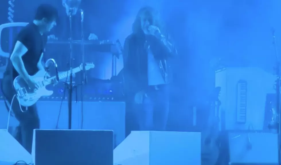 Jack White And Robert Plant Cover Led Zeppelin Classic [VIDEO]