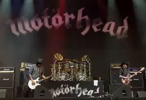 Slash, Hellyeah Pay Tribute To Lemmy With Covers
