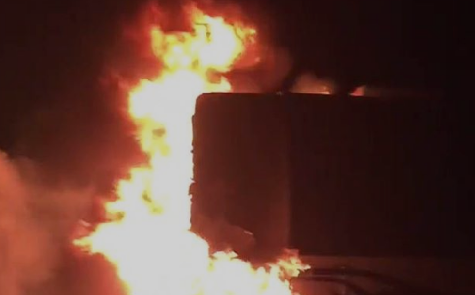 Eli Young Band’s Bus Burns to the Ground [Video]