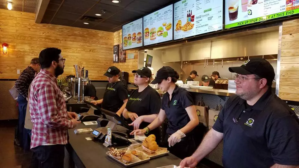BurgerFi Is Looking Out for First Responders, Medical Workers &#038; Teachers