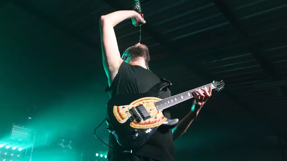 Killswitch Engage's Adam D Does Shots in Crowd During Live Set