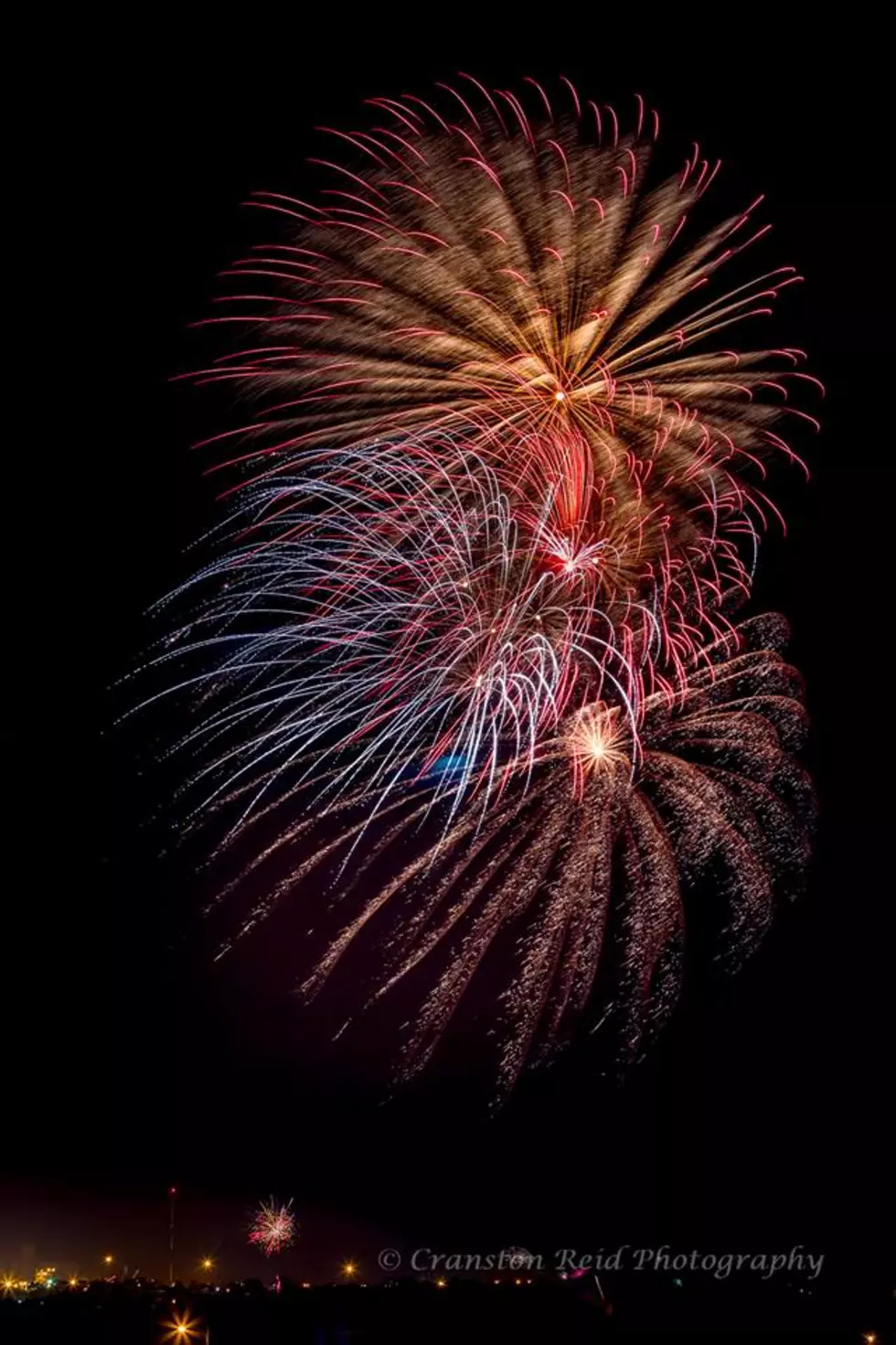 Gorgeous Shots of 4th on Broadway Fireworks by Cranston Reid