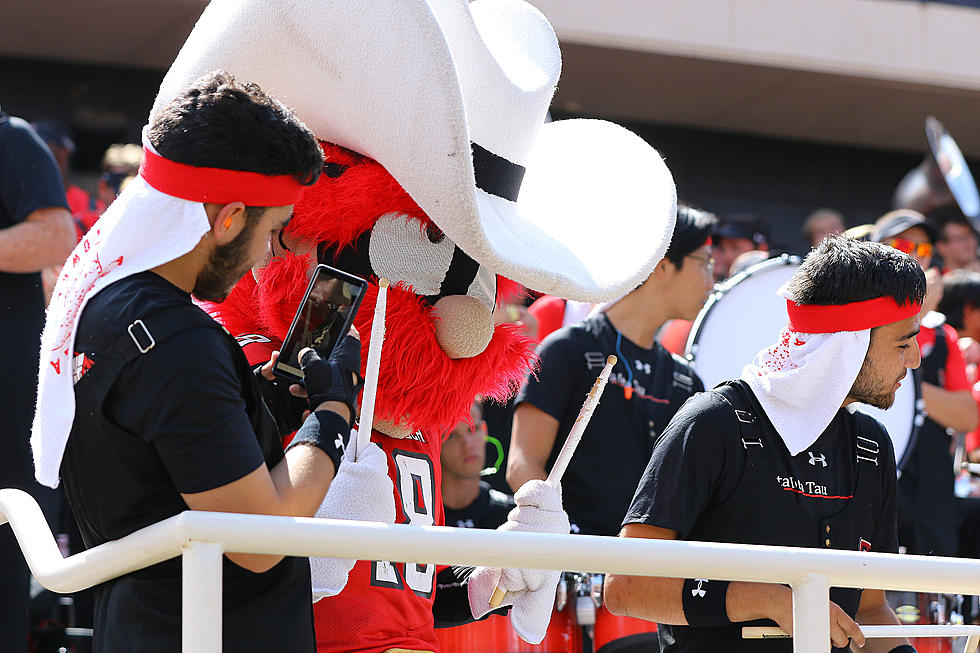 Raider Red Scores High in USA TODAY ‘Best Mascot’ Feature