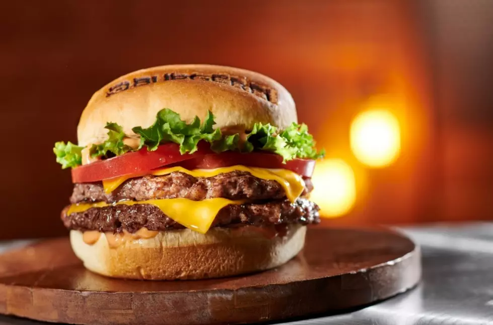 Win a $25 Gift Card at BurgerFi in Lubbock
