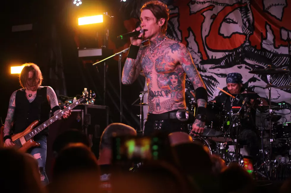 Buckcherry Tear the Paint Off the Walls at Jake&#8217;s Backroom [PHOTOS]