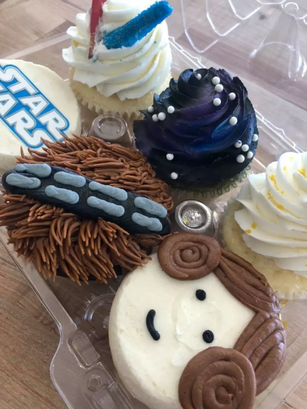 Celebrate May the 4th With the Sweetest &#8216;Star Wars&#8217; Goodies From The Ruffled Cup