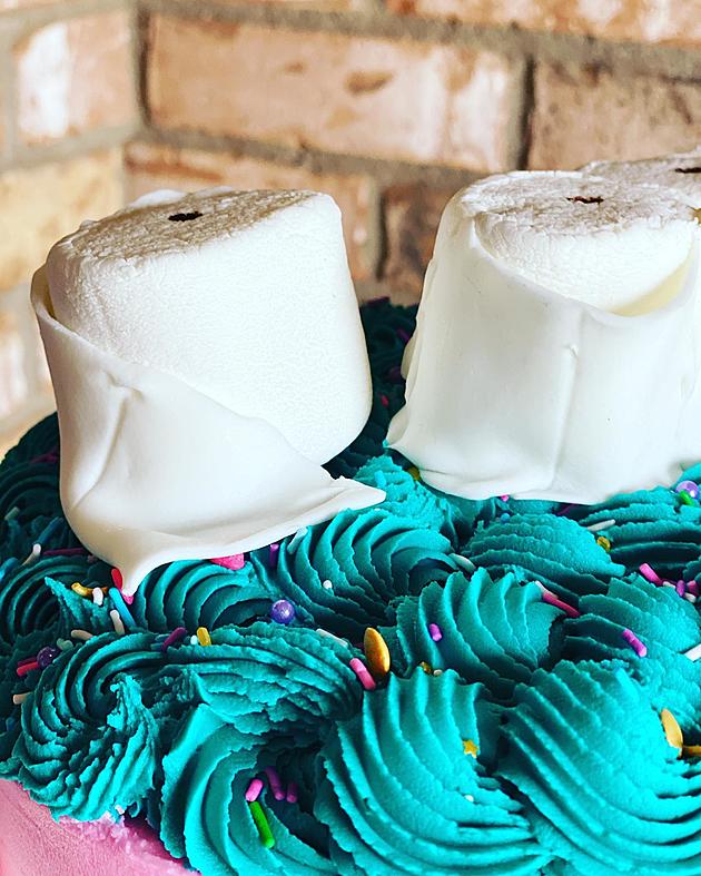 Lubbock&#8217;s Baked Bliss Bakery Makes the Cake I Need for My April B-Day