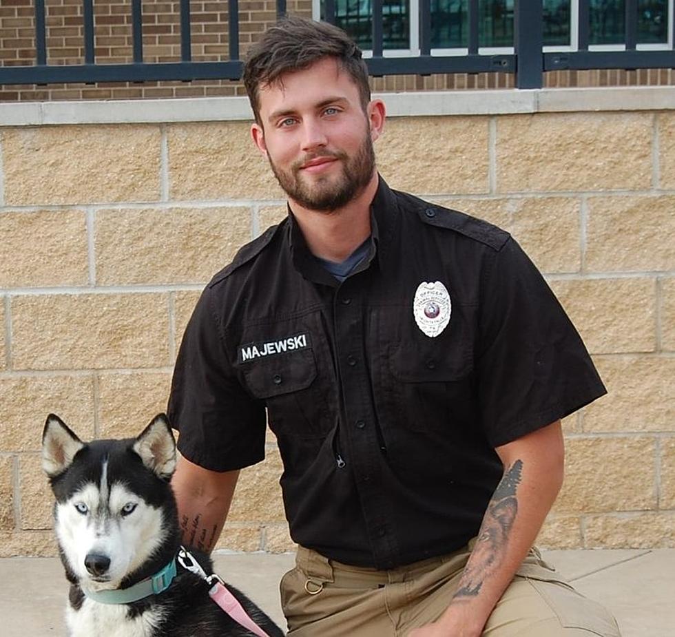 West Texas Animal Officer Inspires Thirsty Comments, Inquiries for Adoption