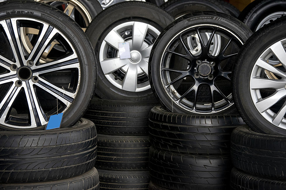 An Open Letter to Lubbock&#8217;s Discount Tire From a Radio Personality With a Really Messy Car
