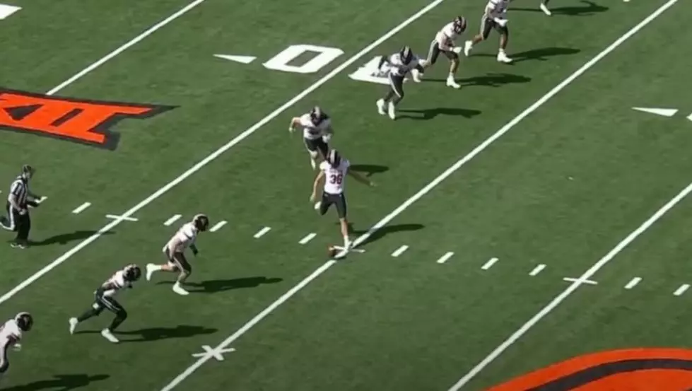 Check Out the Texas Tech Kick That&#8217;s Blowing Up the Internet