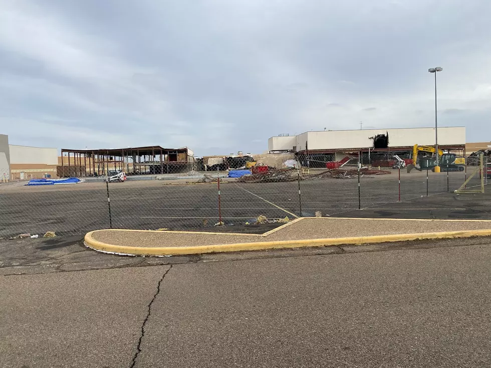 Why Does Lubbock&#8217;s South Plains Mall Have A Huge Hole In It?