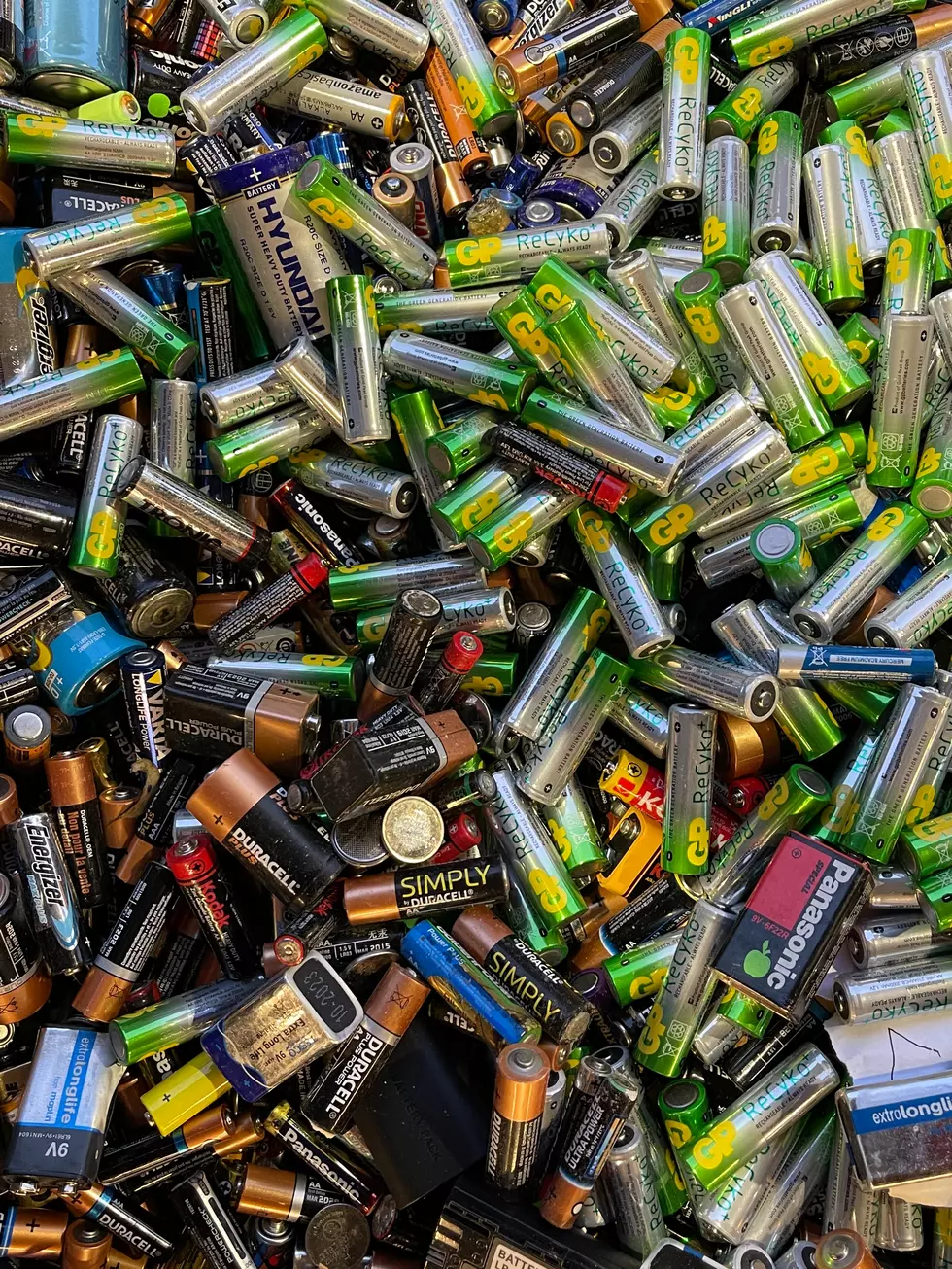 Is It Legal To Throw Away Batteries In Texas?
