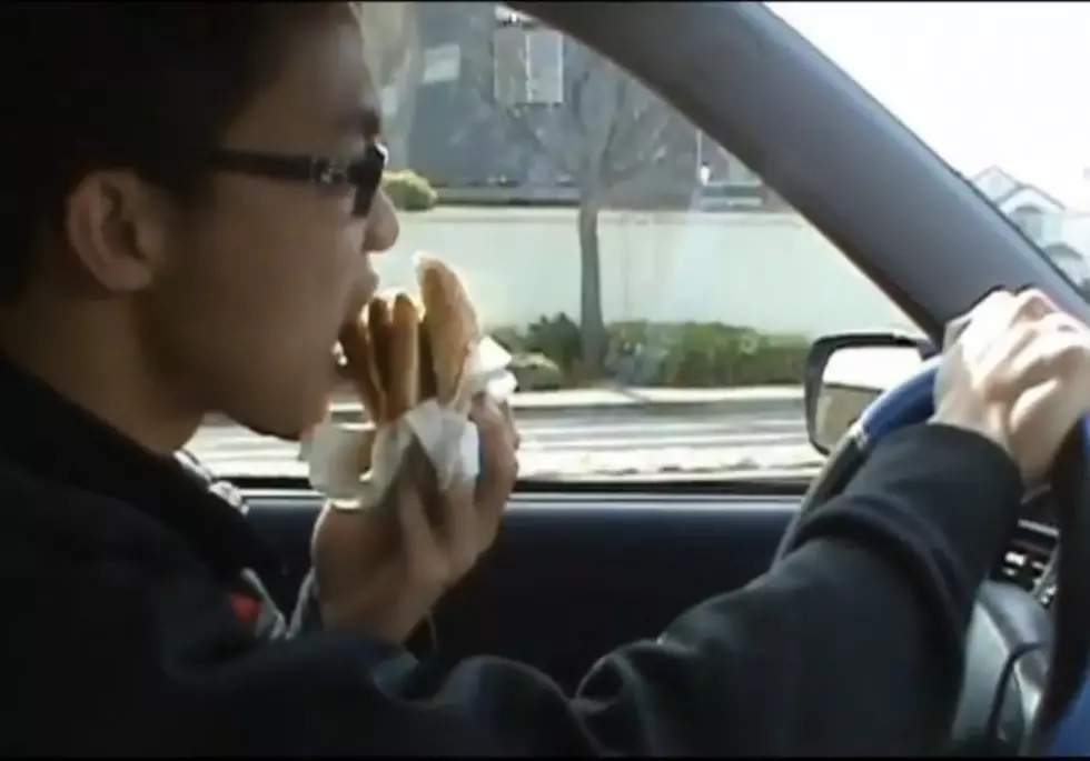 Is It Illegal To Eat While Driving In Texas?