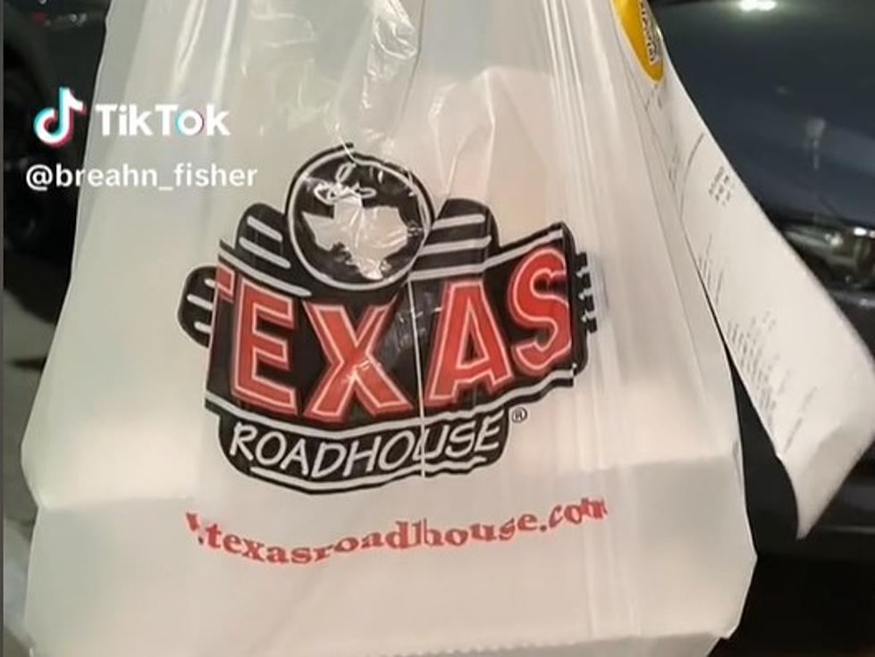 Video: This Has To Be The Best Texas Roadhouse Hack Ever