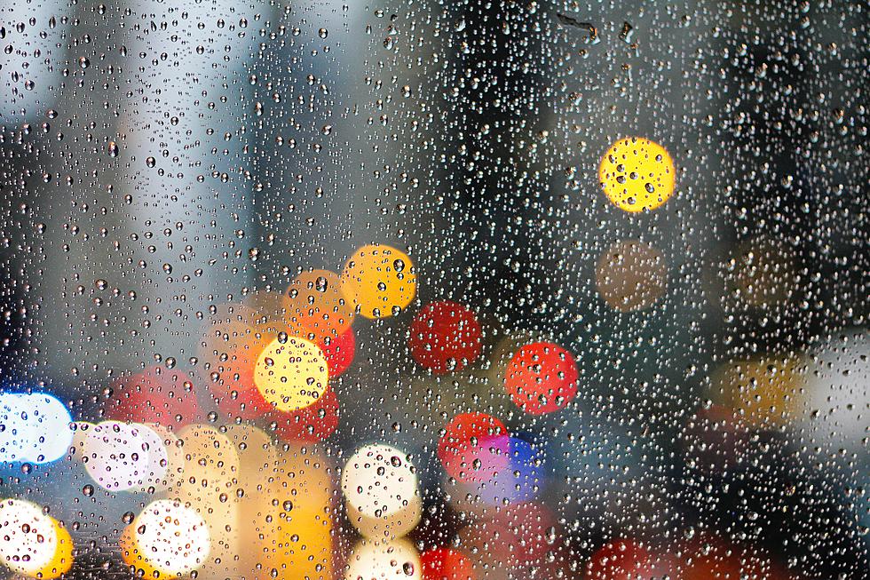 Is It Legal To Drive With Hazards On During Rain In Texas? Is It A Good Idea?