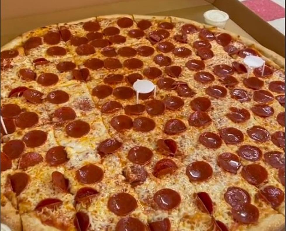 Where Can You Find The Largest Pizza In Lubbock?