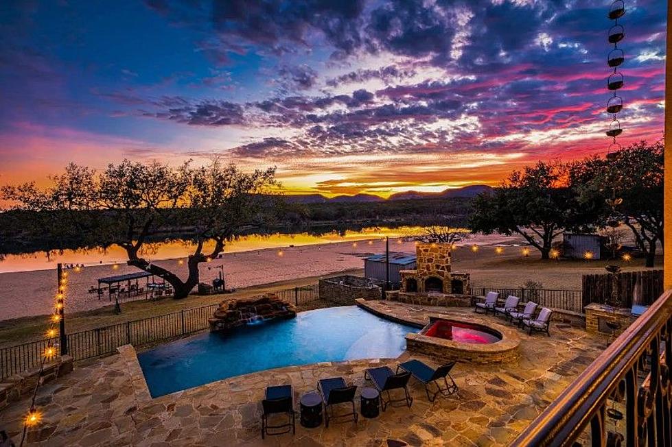 5 Totally Rad Texas Airbnbs To Add To Your Bucket List