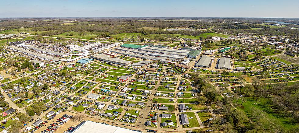 Big In Texas: Check Out The Largest Flea Market In The State