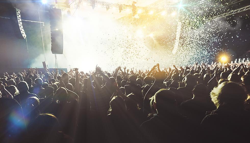 26 Hilarious Things You Can Say At a Concert AND in The Bedroom