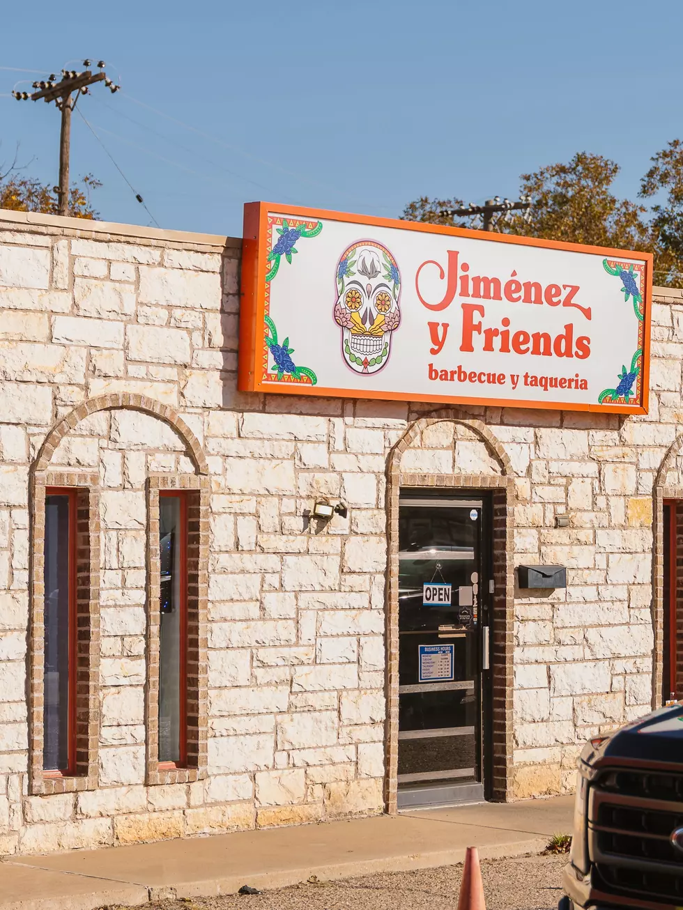 The RockShow & Jimenez Y Friends Team Up For Plates For Pets