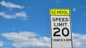 Lubbock Drivers Need to Start Watching for School Zones Again