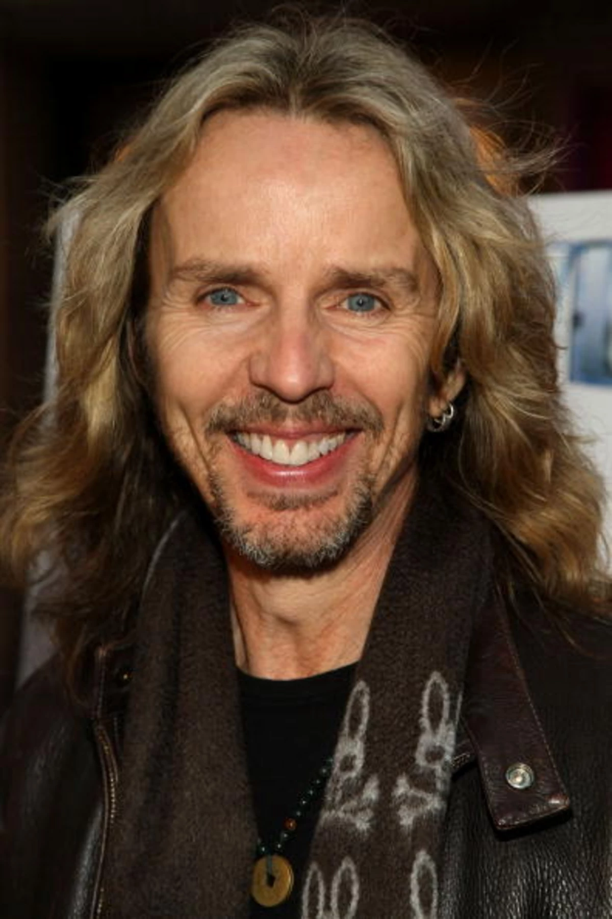 Backstage With Tommy Shaw