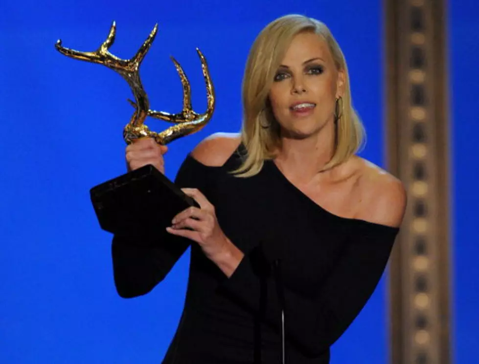 Charlize Theron Is Sexy, Single & Loving It [PHOTOS]