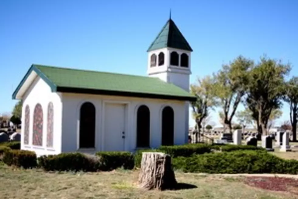 Tour Canyon&#8217;s Dreamland Cemetery and Learn All About Its History