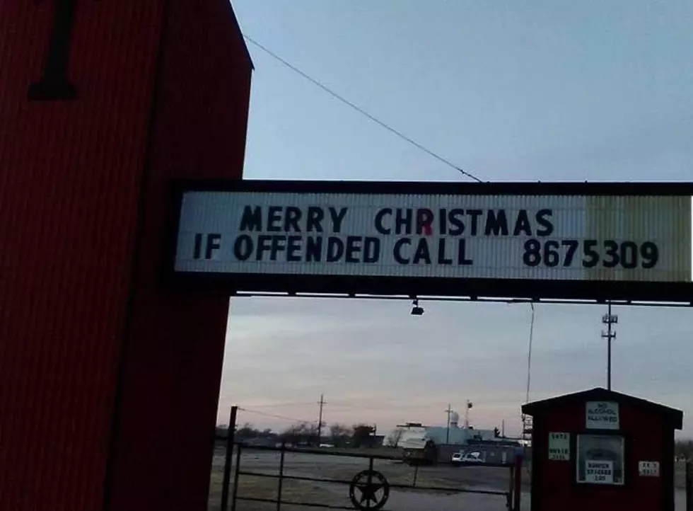 Tascosa Drive-In Merry Christmas Photo Going Viral After 2 Years