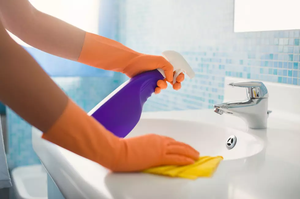 806 Health Tip: Cleaning The Correct Way
