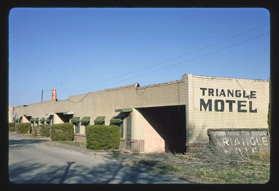 Another Forgotten Landmark On Old Route 66, The Triangle Motel