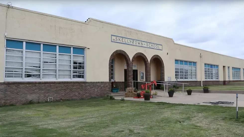Take A Video Tour Of The “Abandoned” Skellytown School