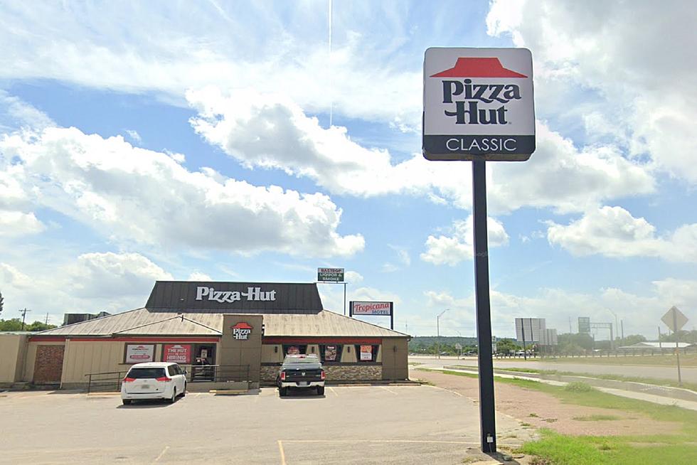 Step Back In Time: Discover Pizza Hut Classics In Texas And Relive The Nostalgia
