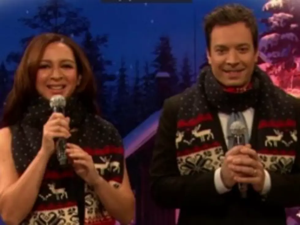 Jimmy Fallon and Maya Rudolph Perform ‘Baby, It’s Cold Outside’ as Chipmunks [VIDEO]