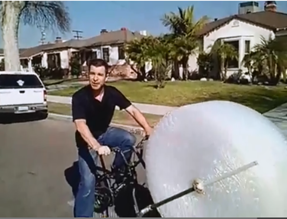 Phenominal Bubble Wrap Bike is Genius