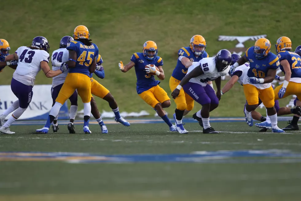 Cowboys Open 2016 Season With 33-3 Win Over Tarleton State