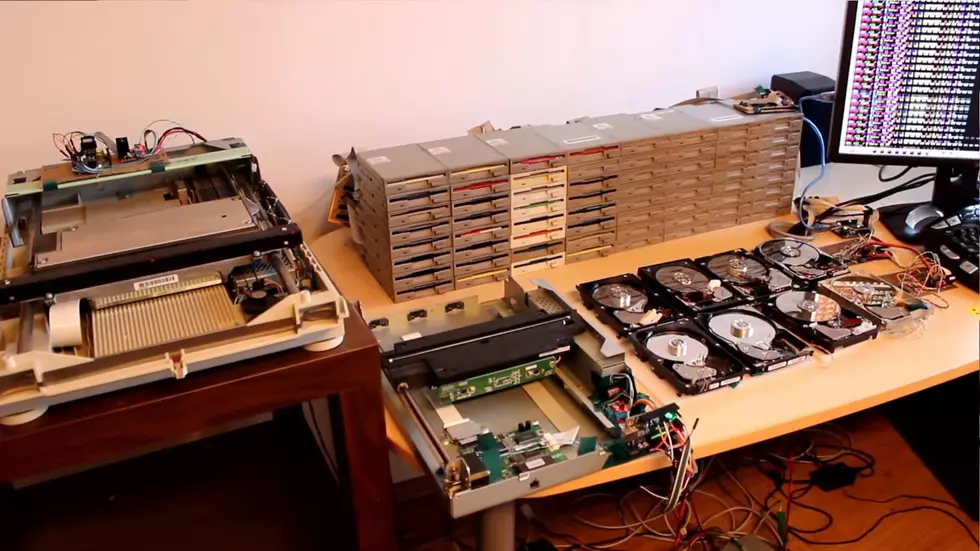 Old Computer Gear Plays 'Africa' From Toto, And It's EPIC