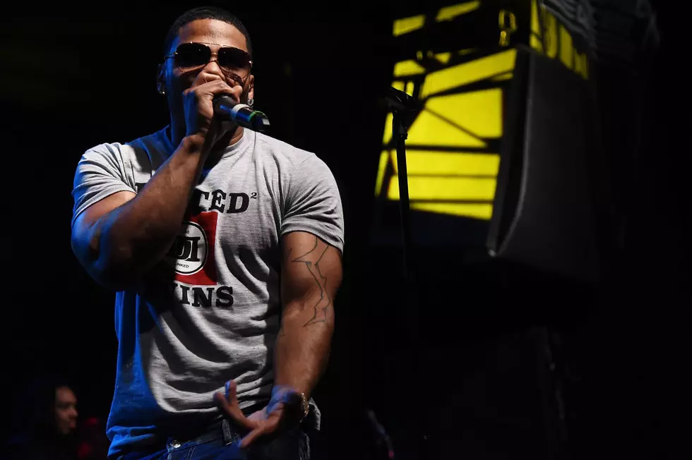 Nelly Runs Into Lake Charles With His Air Force Ones This Weekend