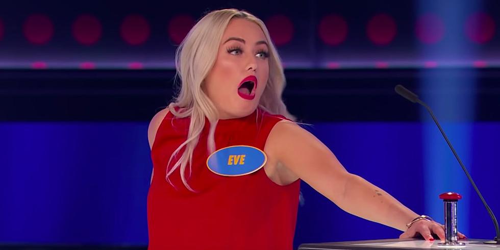 ‘Dumb Blonde’ Answer Gets Contestant $10,000 Of Chicken