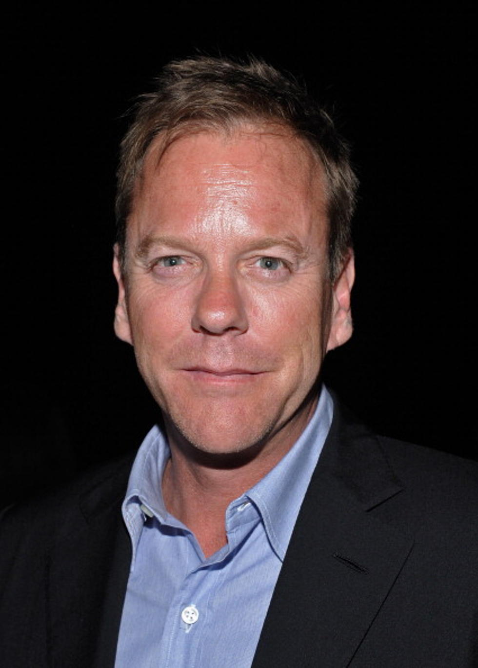 “The Simpsons” premieres with Kiefer Sutherland