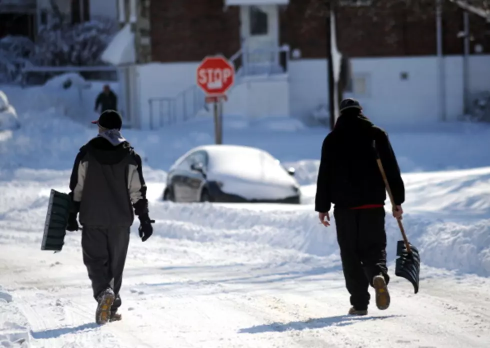 It&#8217;s Official: Snow Shoveling IS Bad For Your Heart!