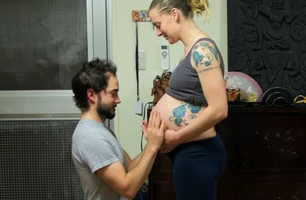 Stop Motion Video Shows Woman&#8217;s Pregnancy Progression [VIDEO]