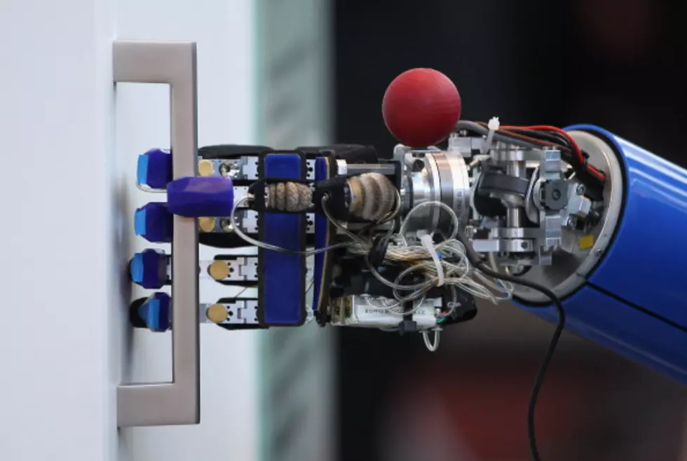 More Expressive Than Your Aunt Phyllis? Check Out This Incredible Robot Face! [VIDEO]