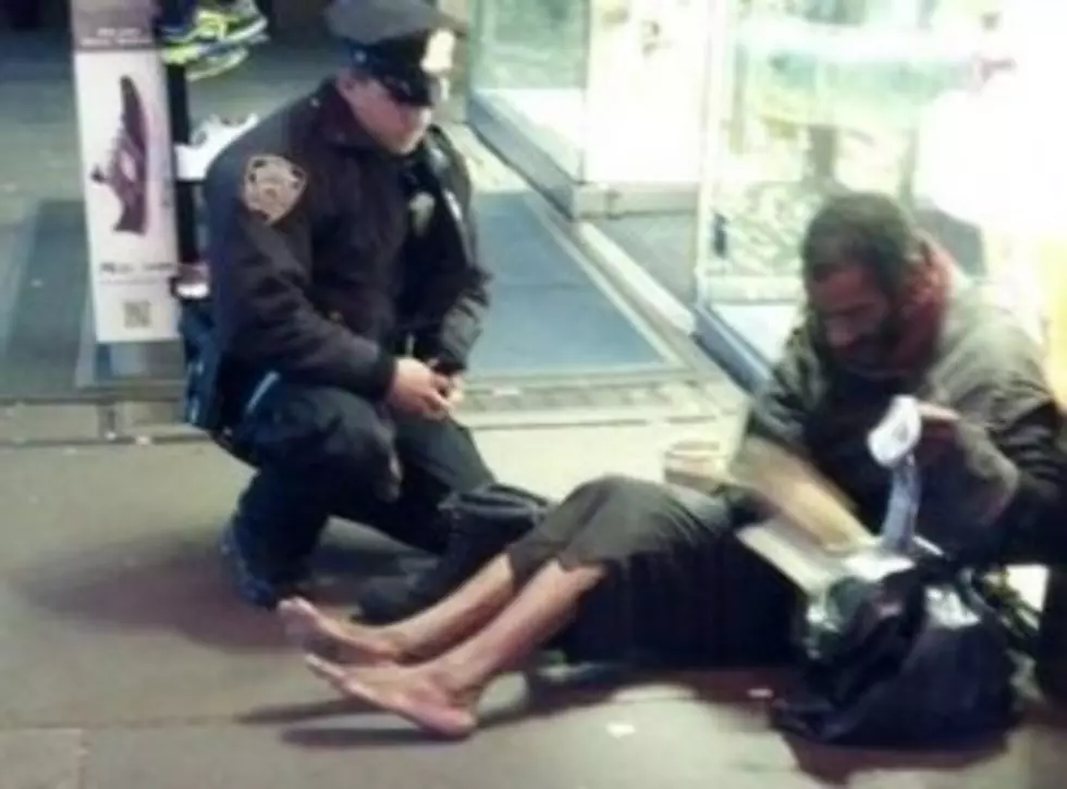 NYC Officer Gives Homeless Man Boots, Barefoot Again