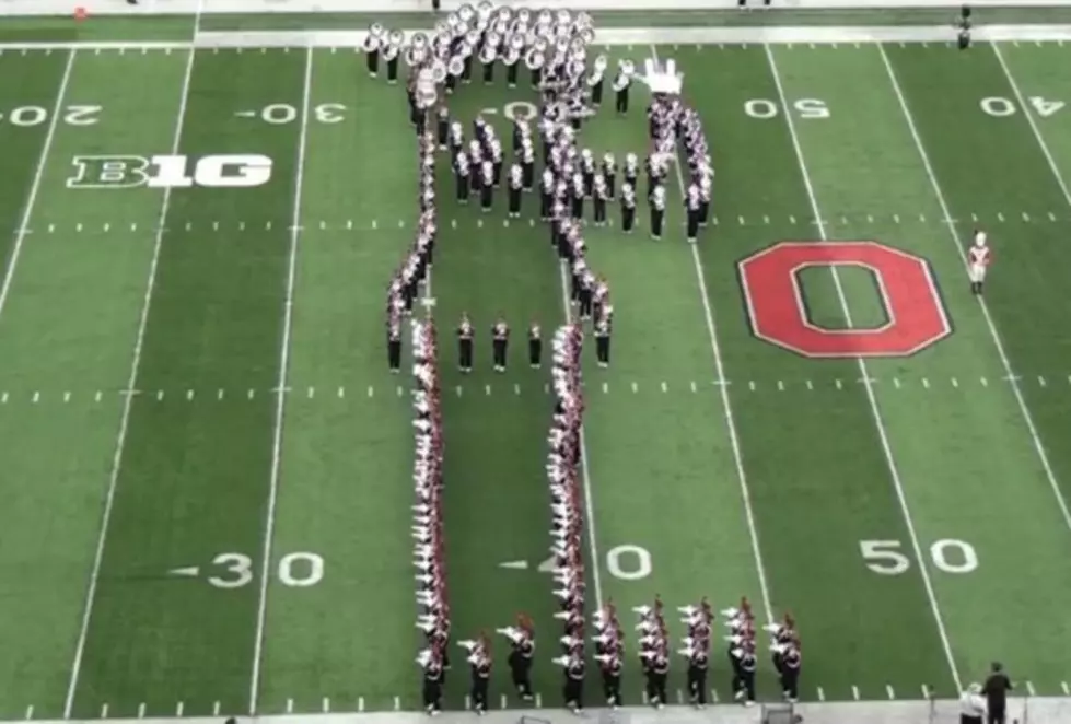 Ohio State Band Pays Tribute To Michael Jackson + Moonwalks! [VIDEO]