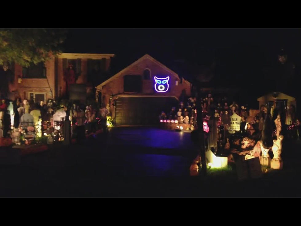 A REALLY Cool Halloween Light Show! [VIDEO]