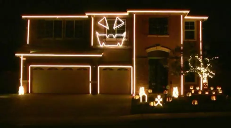 House Lights Up To &#8216;The Nightmare Before Christmas&#8217;! [VIDEO]
